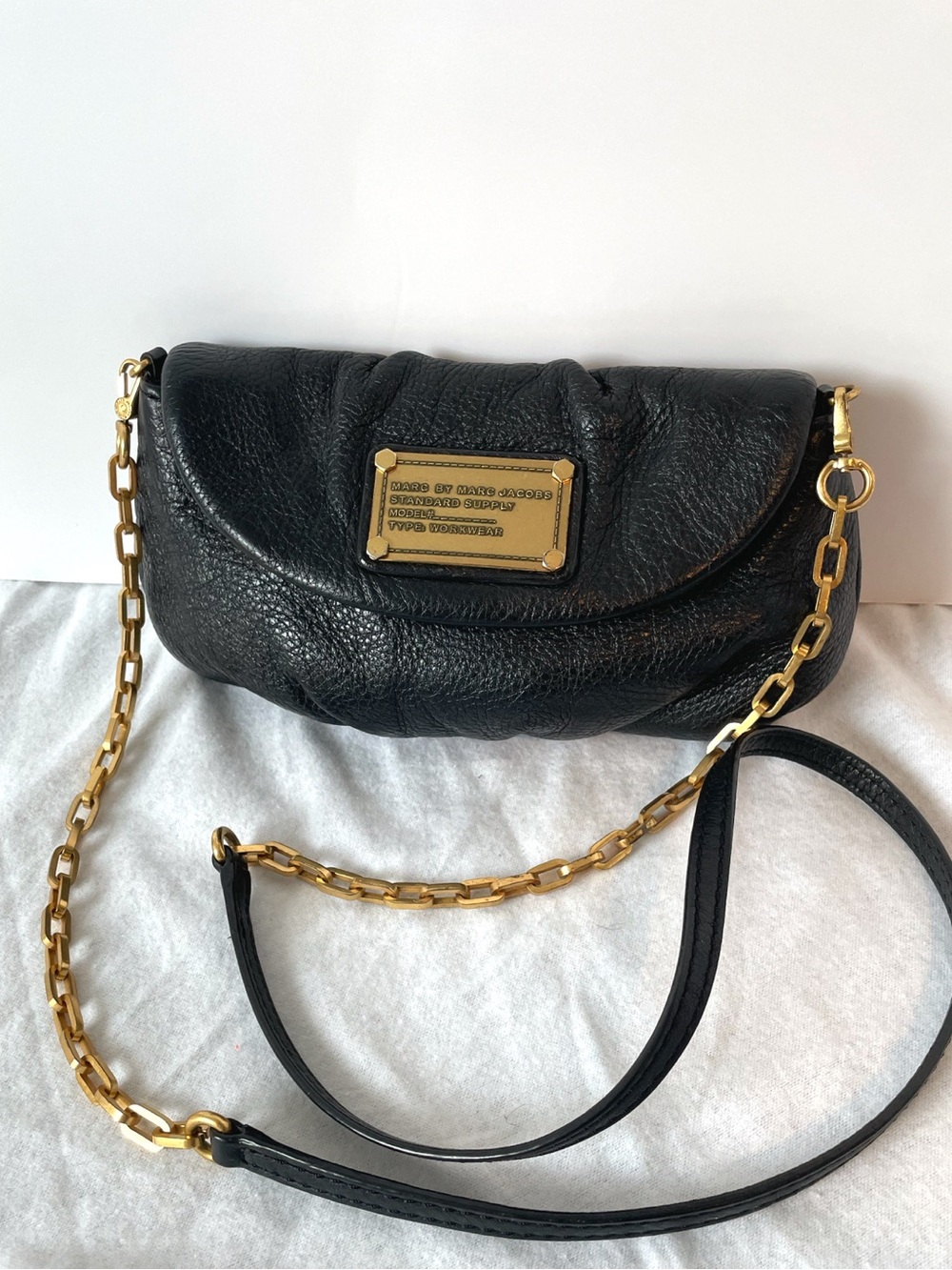 Marc by Marc Jacobs Black Crossbody Bag Gold Chain, Magnetic, Detachable Strap